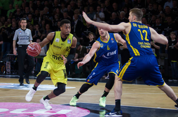 俱乐部在引 俱乐部在引