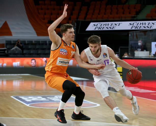 没中锋的直 没中锋的直