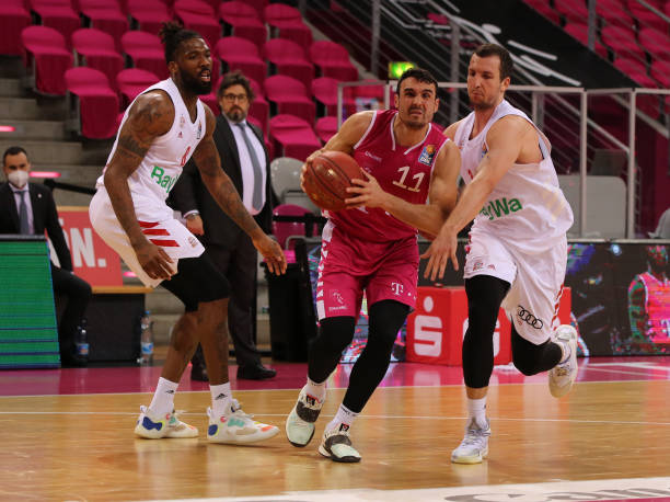 之间的配合 之间的配合