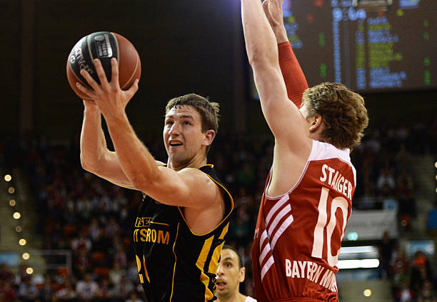 终于在久违 终于在久违