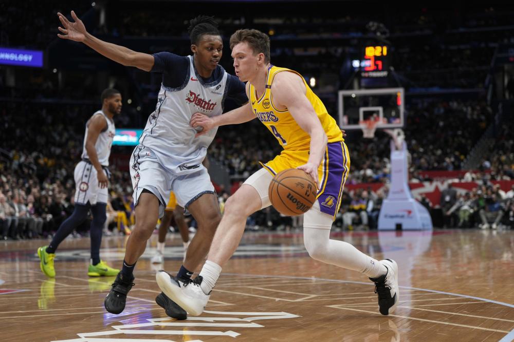 靠明星球员 靠明星球员